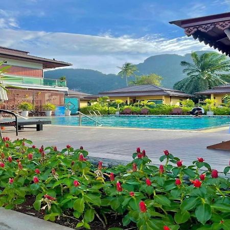 Capital O 75518 Baan Rose Resort Ao Luk Dış mekan fotoğraf