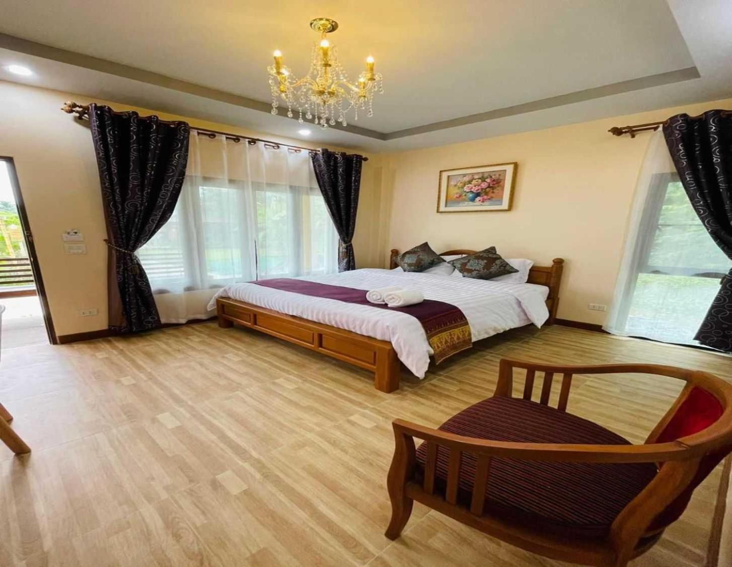 Capital O 75518 Baan Rose Resort Ao Luk Dış mekan fotoğraf