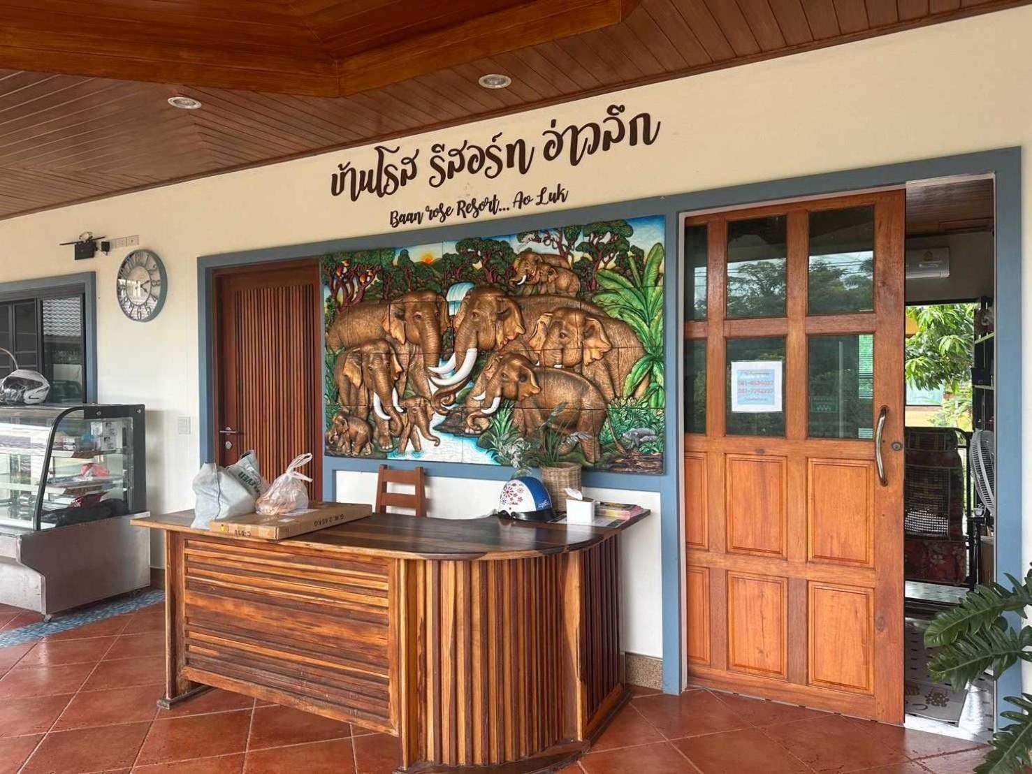 Capital O 75518 Baan Rose Resort Ao Luk Dış mekan fotoğraf